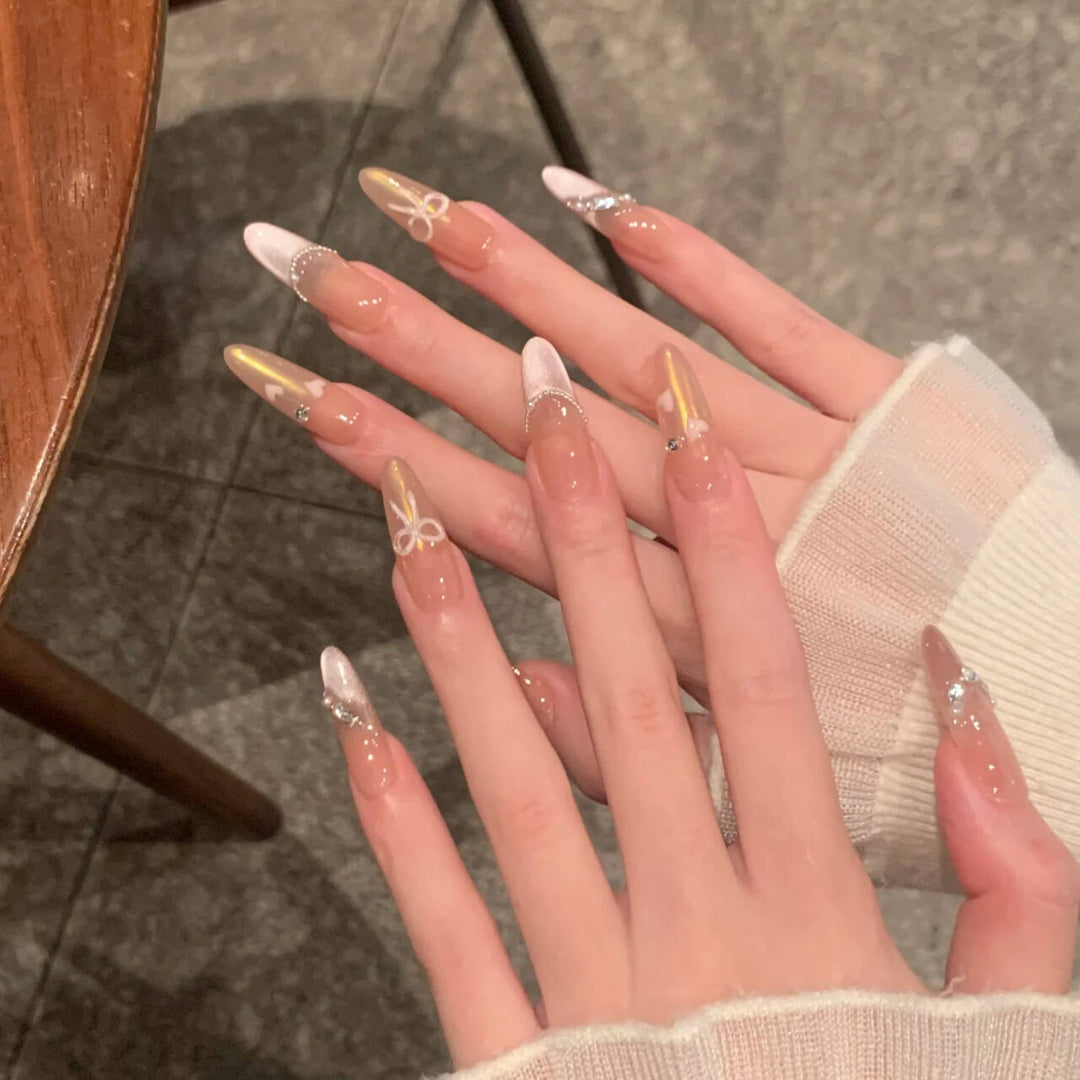 Elegant Press-On Nail Extensions Bowlift