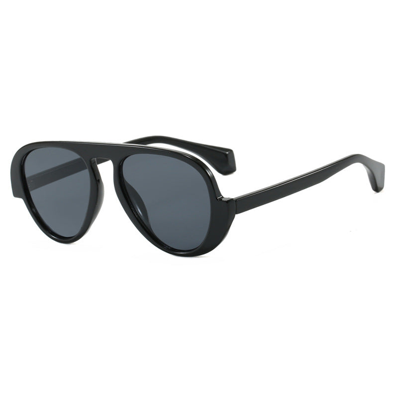 Women's sunglasses with unique retro frame and UV protection Bowlift