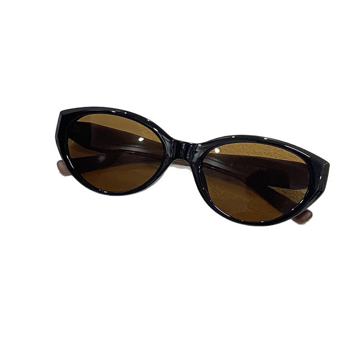 Fashionable Cat-Eye Sunglasses for Stylish Outfits Bowlift