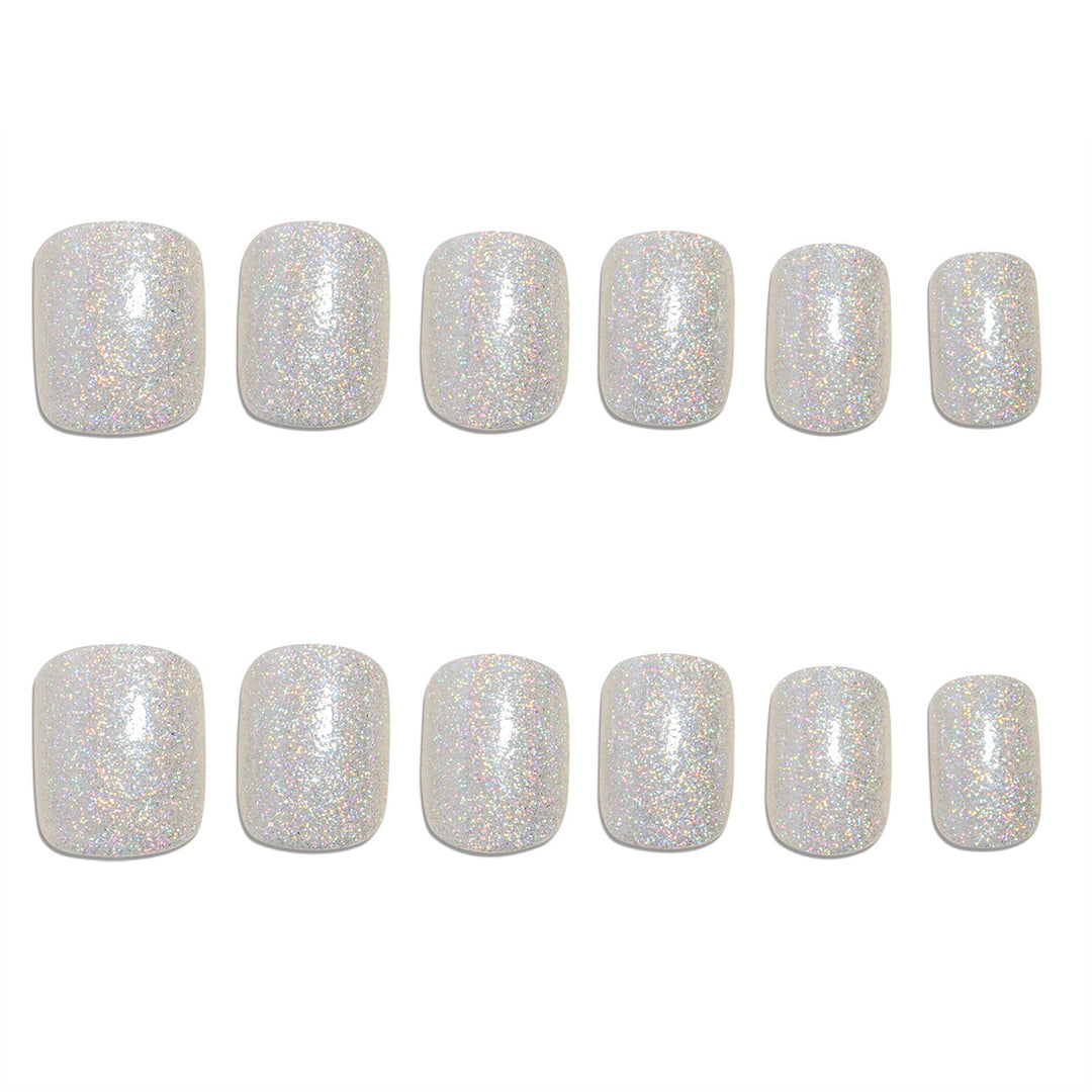 Glittering Press-On Nail Tips Bowlift
