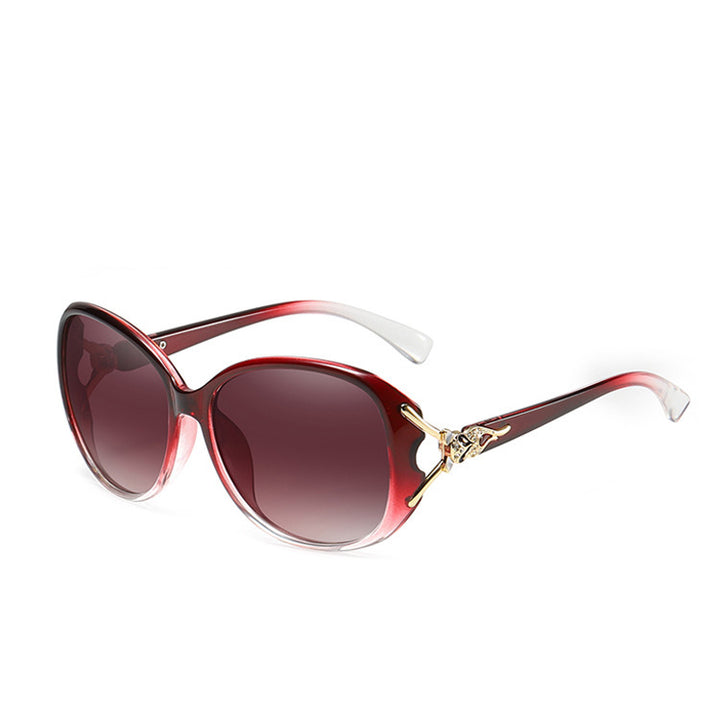 Women's Cat-Eye Sunglasses with Luxurious Golden Accents Bowlift