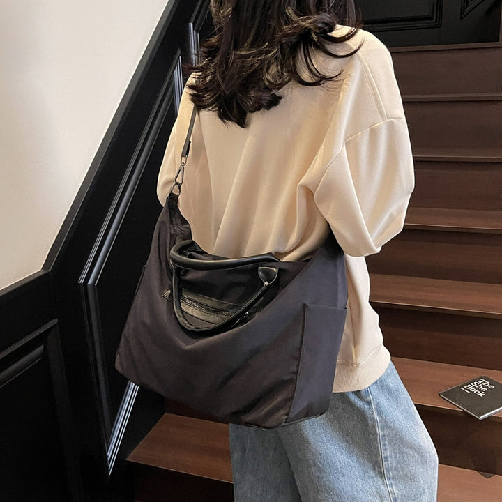 Sporty Tote Bag With Versatile Functions Bowlift