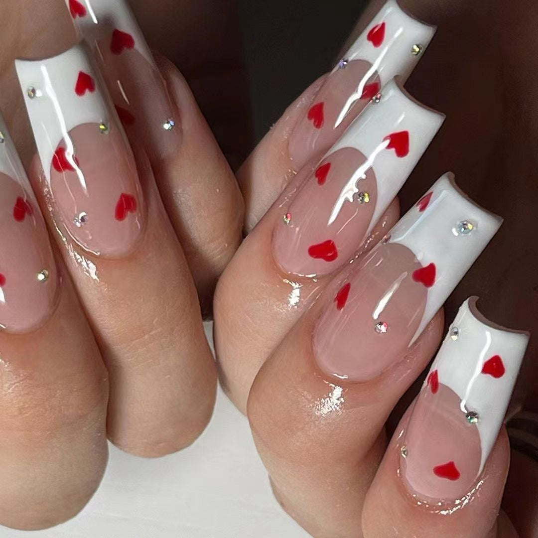 Creative nail art with heart design Bowlift