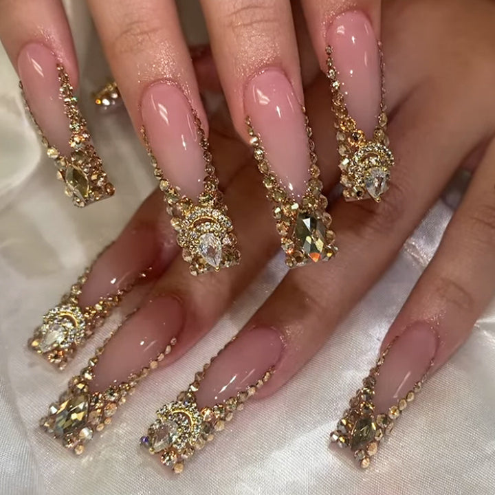 Glamorous Rhinestone-Embellished Press-On Nail Set Bowlift
