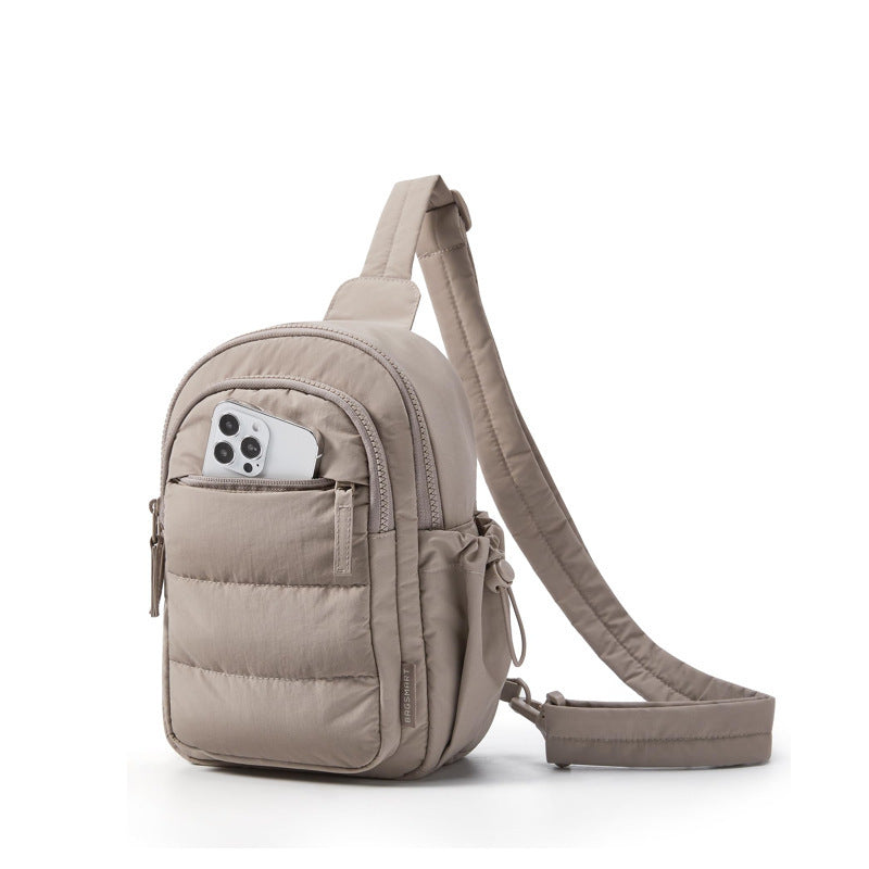 Compact shoulder bag with practical structured design Bowlift