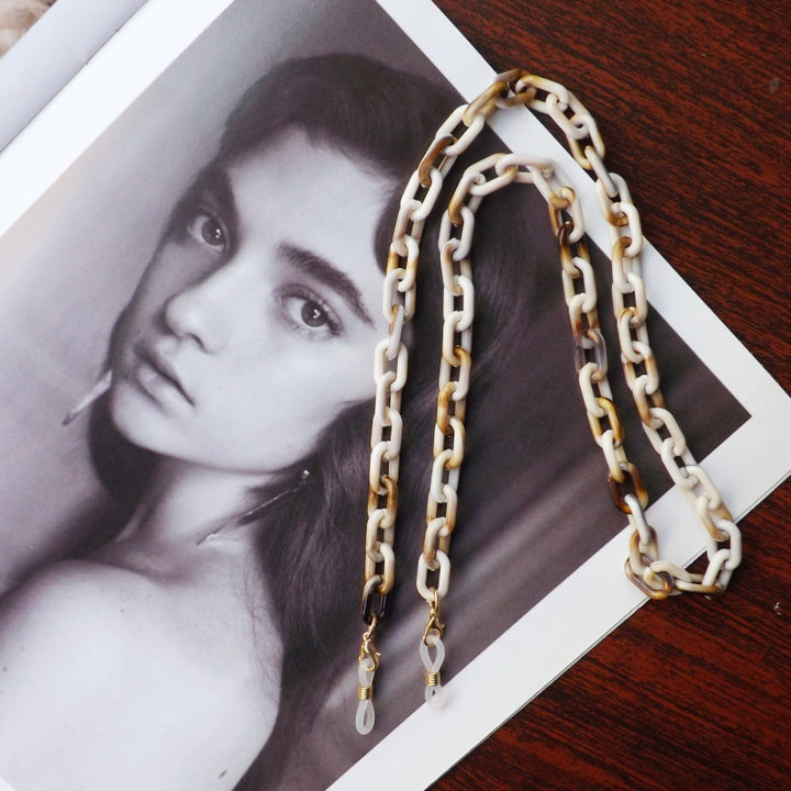Fashionable Glasses Chain Made of High-Quality Plastic Bowlift