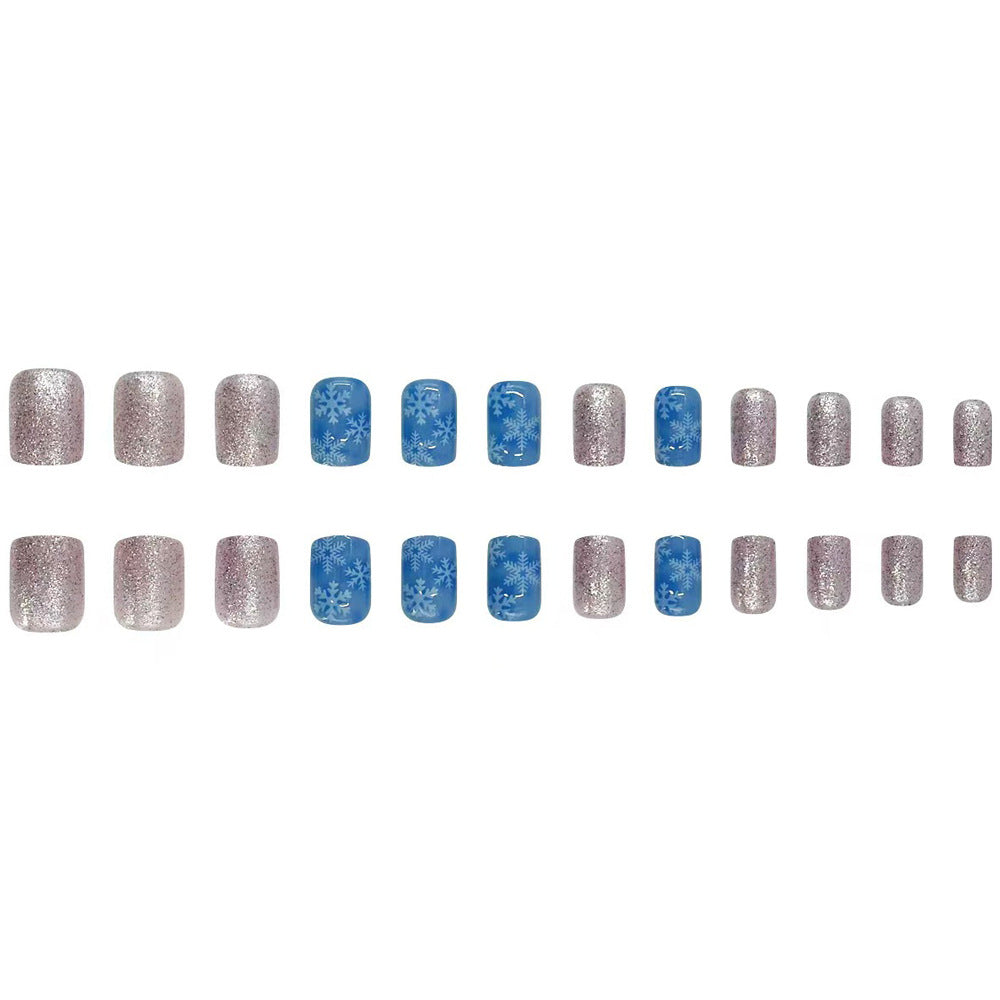 Winter-Themed Press-On Nail Art Bowlift