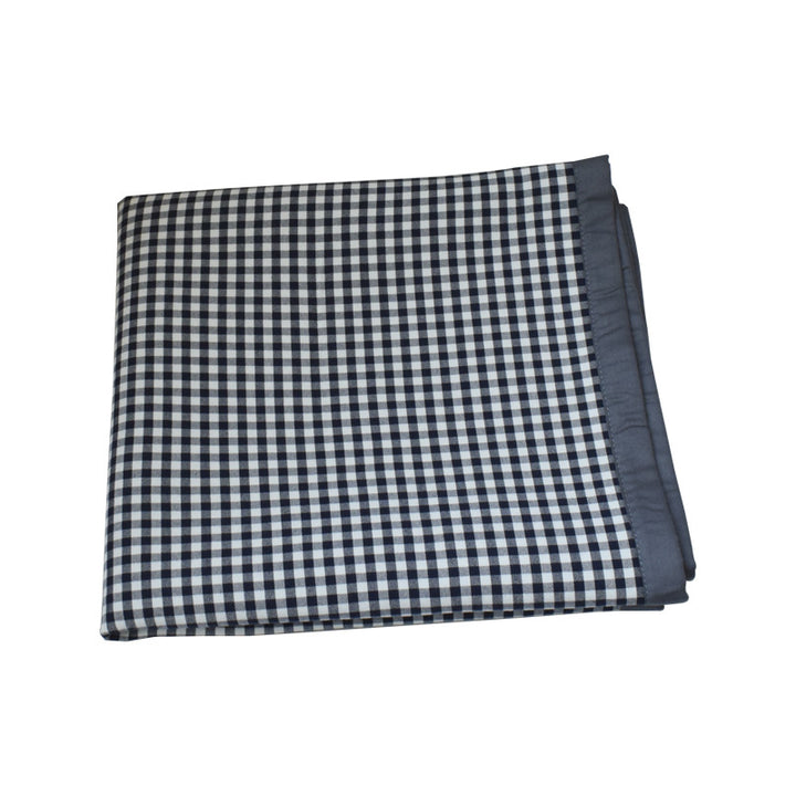 Ladies Plaid Pattern Tablecloth Bowlift