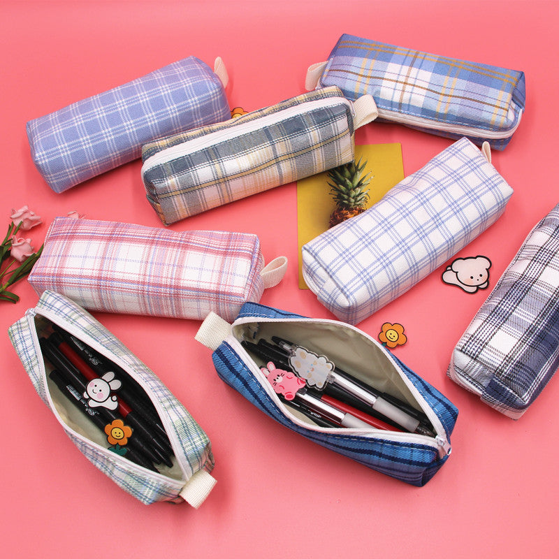 Textured Plaid Pencil Case Bowlift