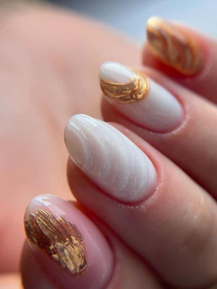 Artistic Nail Design Bowlift