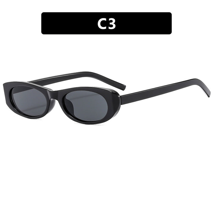 Ladies fashionable sunglasses in elegant oval frame Bowlift