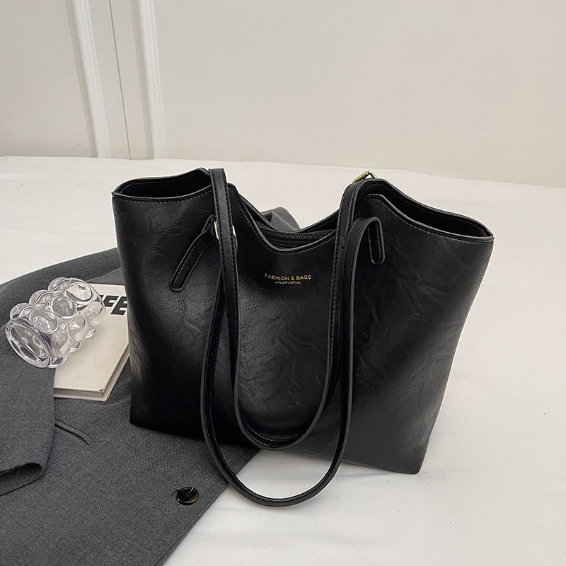 Luxe Leather Tote Bowlift