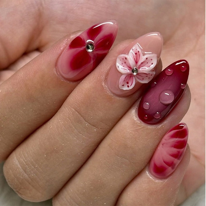 Floral Art Press-On Nail Set with 3D Accents Bowlift