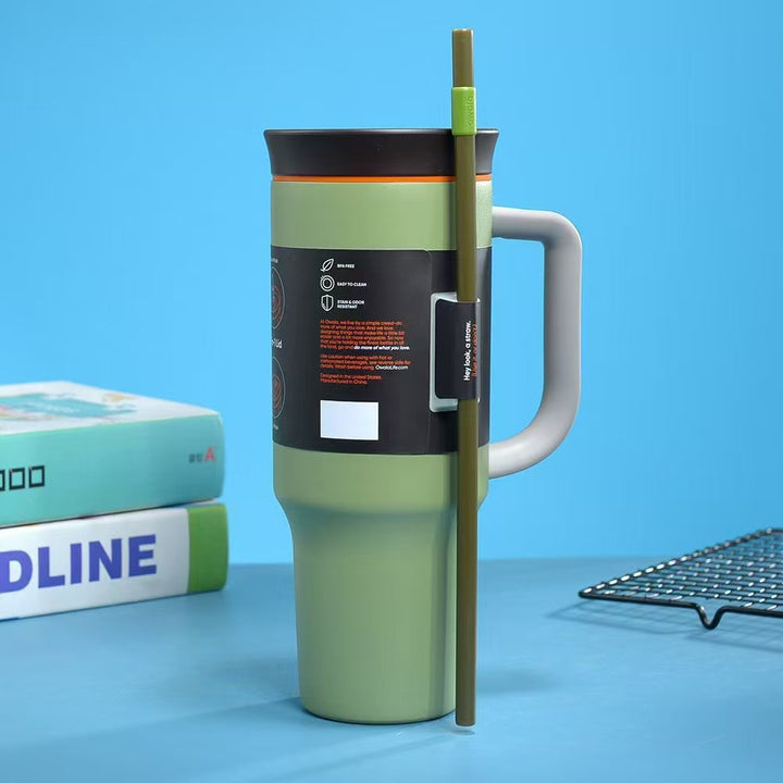 Drinking cup Bowlift