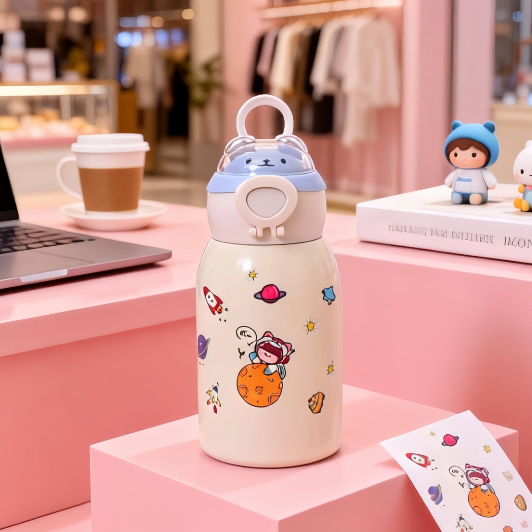 Women's water bottle with unique astronaut design Bowlift