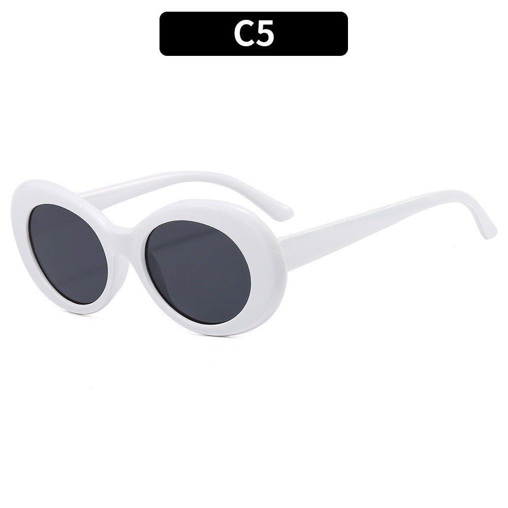 Retro-Inspired Oversized Oval Sunglasses