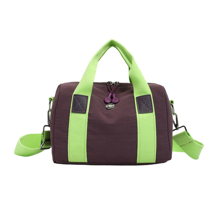 Stylish sports bag with adjustable shoulder strap Bowlift