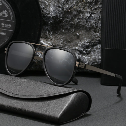 Women Aviator Sunglasses with robust metal frame and polarized lenses Bowlift