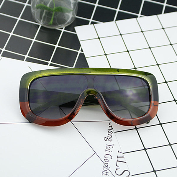 Women's sporty oversized sunglasses with futuristic design Bowlift