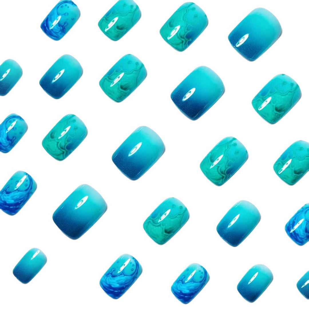 Artificial nails with elaborate wave design Bowlift