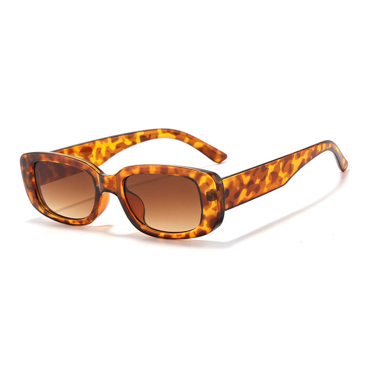 Vintage-Inspired Bold Frame Sunglasses