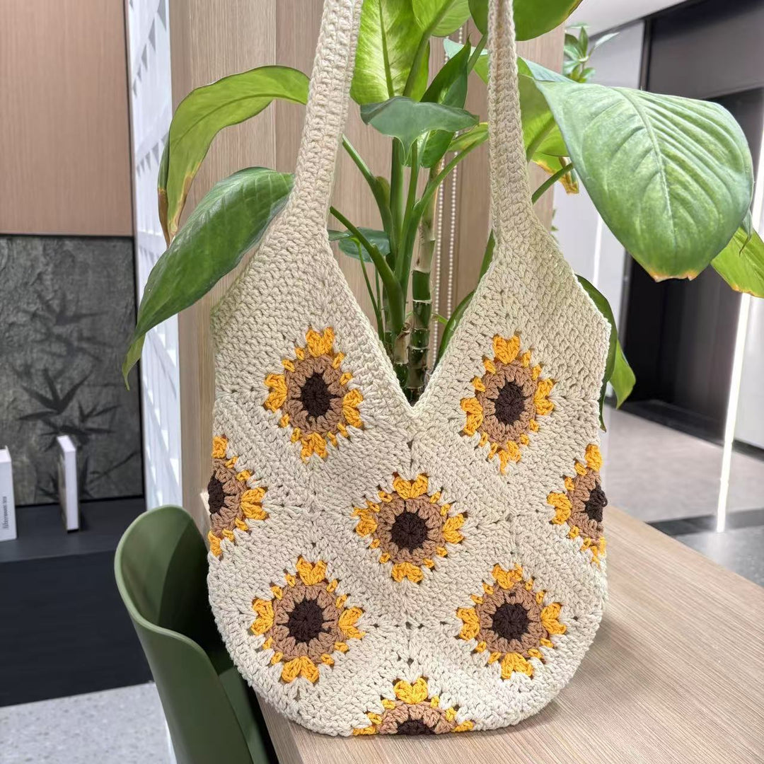 Handmade macrame bag with sunflower motif Bowlift