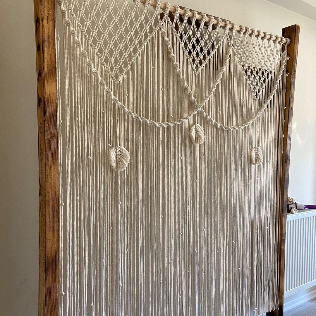 Macrame Leaf Motif Wall Hanging Bowlift