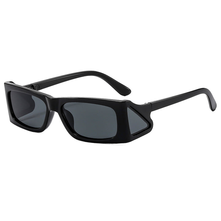 Ladies extravagant sunglasses in geometric design Bowlift