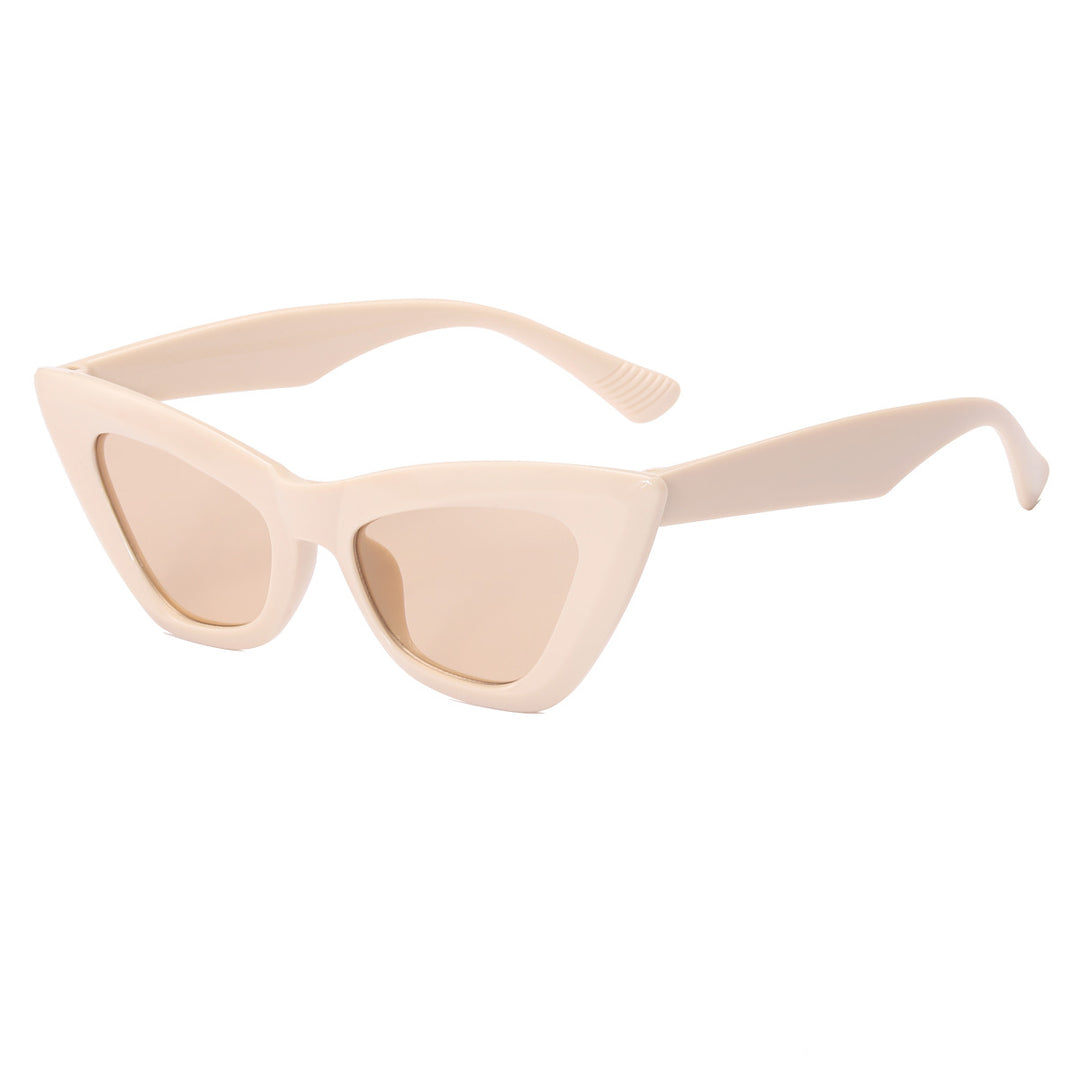 Ladies Cat-Eye Sunglasses with trendy Animal Print Bowlift