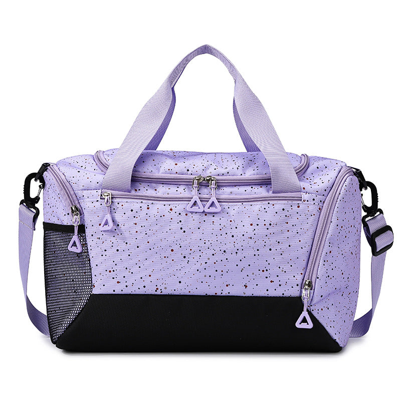 Sporty leisure bag with durable material and innovative compartment design Bowlift