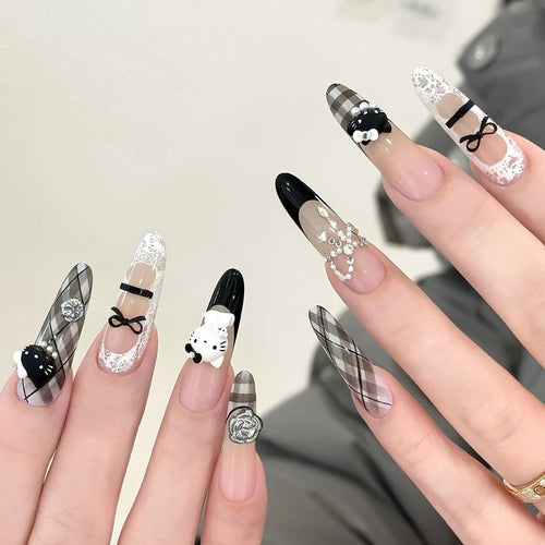 Decorative Character Press-On Nail Set Bowlift
