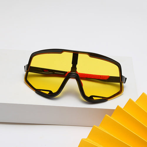 Ladies sports glasses with extremely durable frame and polarized lenses Bowlift