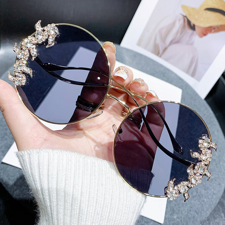 Ladies Glamorous Sunglasses with Sparkling Rhinestone Details Bowlift