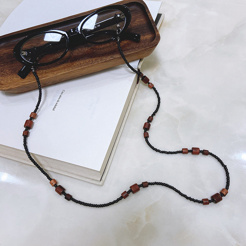 Fashionable glasses holder chain with stylish beads Bowlift