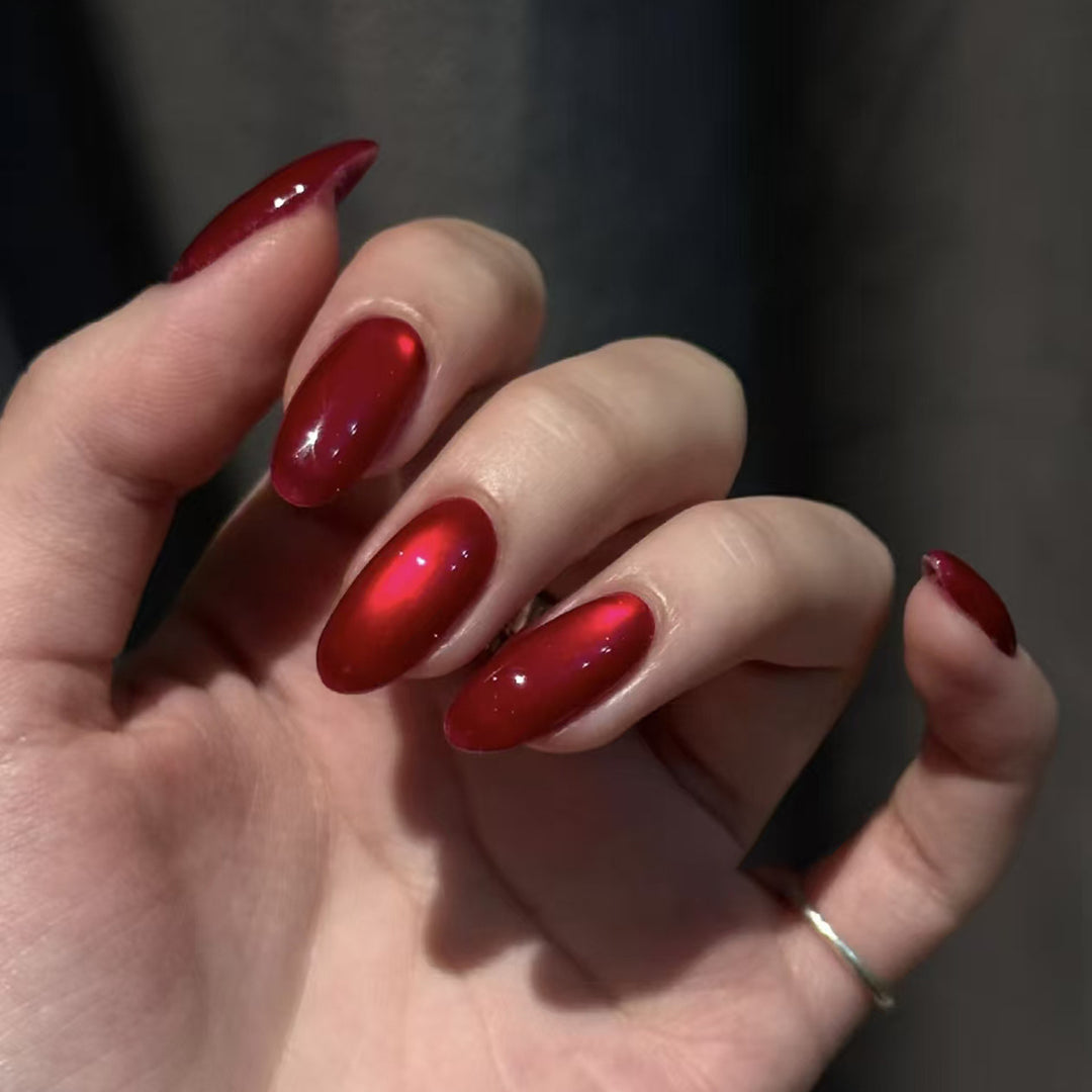 Decorative Heart Design Press-On Nails Bowlift