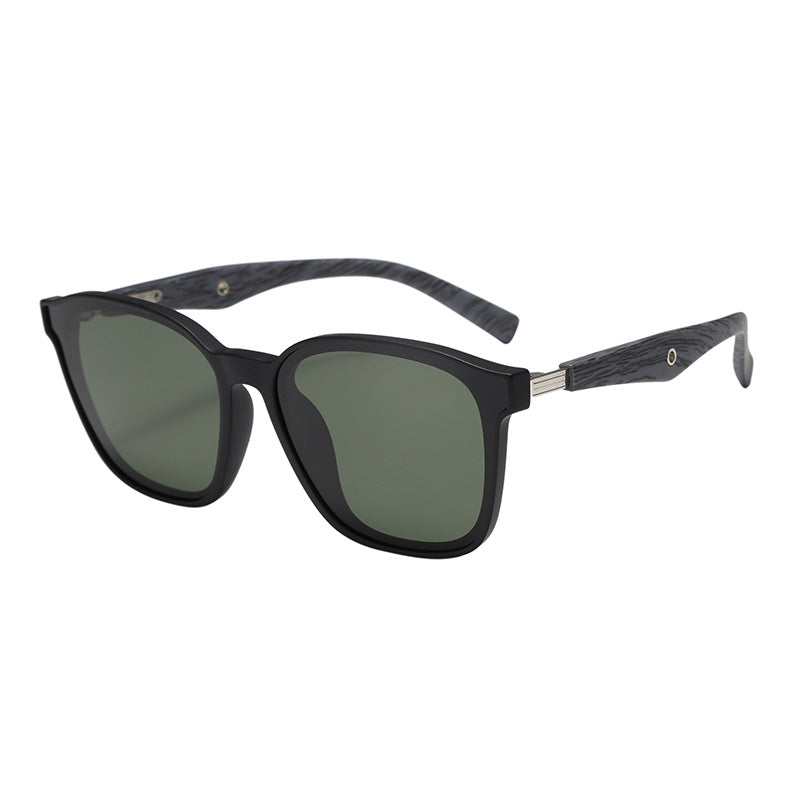 Women stylish oversized sunglasses with wooden accents Bowlift