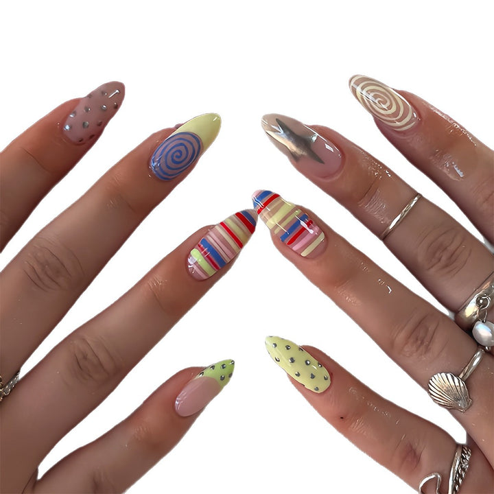 Artificial nails with creative geometric design Bowlift