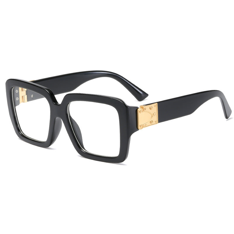 Women's oversized fashionable sunglasses with luxurious metal accents Bowlift