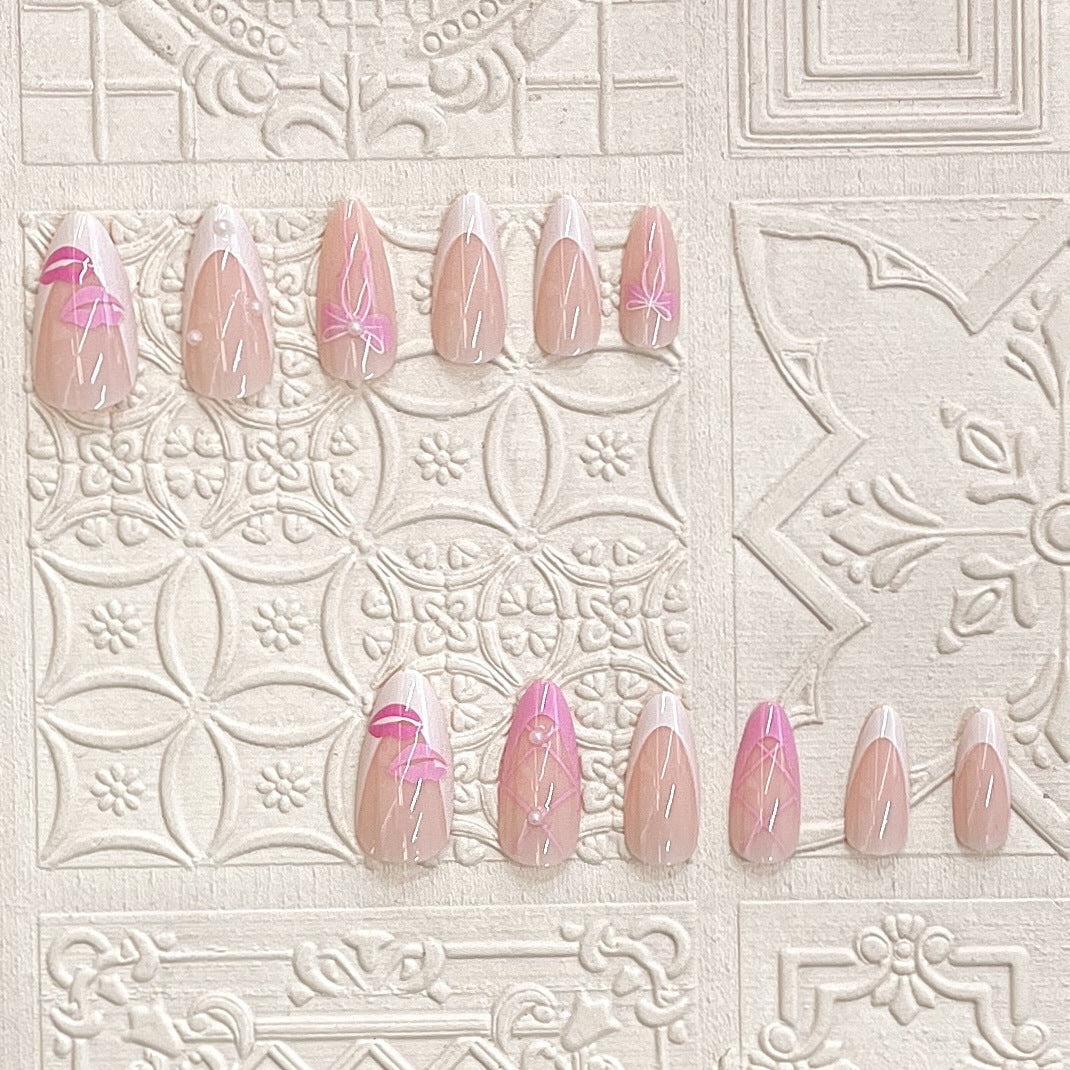 Artistic Press-On Nail Set with Kiss and Bow Design Bowlift