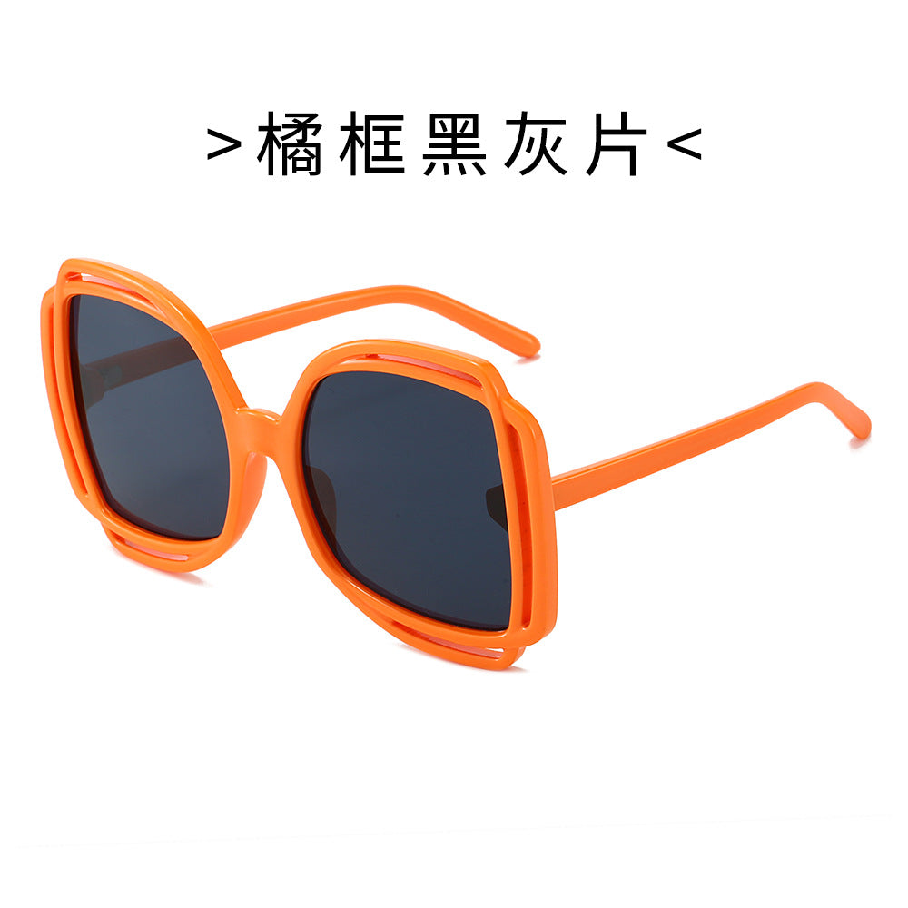 Ladies Fashion Sunglasses with Modern Frame Bowlift