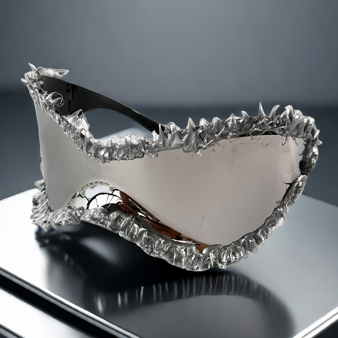 Women's innovative ski goggles with extreme weather protection Bowlift
