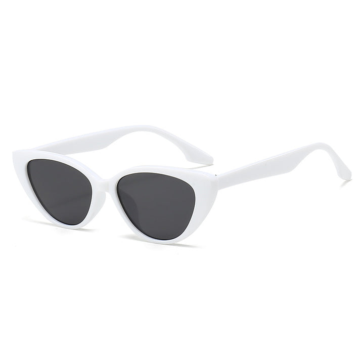 Vintage-Inspired Cat-Eye Sunglasses