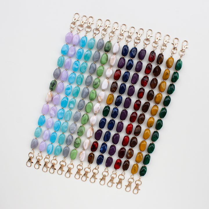 Stylish Beaded Eyewear Chain Bowlift