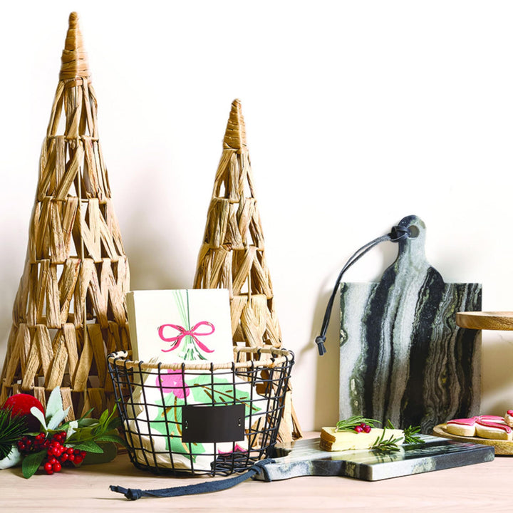 Handcrafted decorative item made from natural materials Bowlift