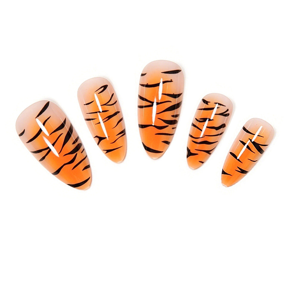 Stylish Tiger Print Stiletto Press-On Nails Bowlift