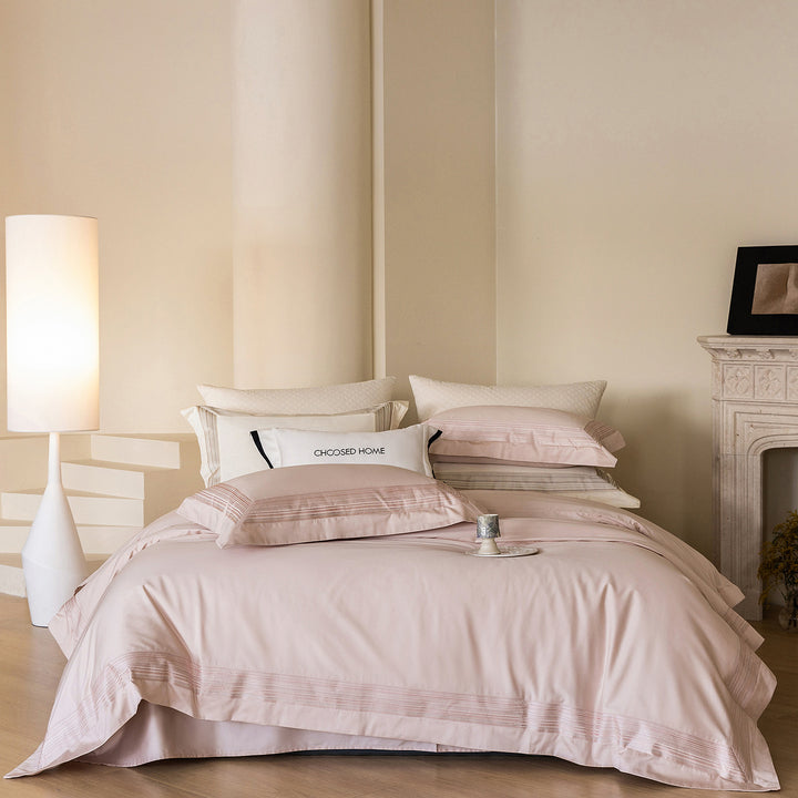 Fine percale bedding set with fine striped embroidery and reversible pillow