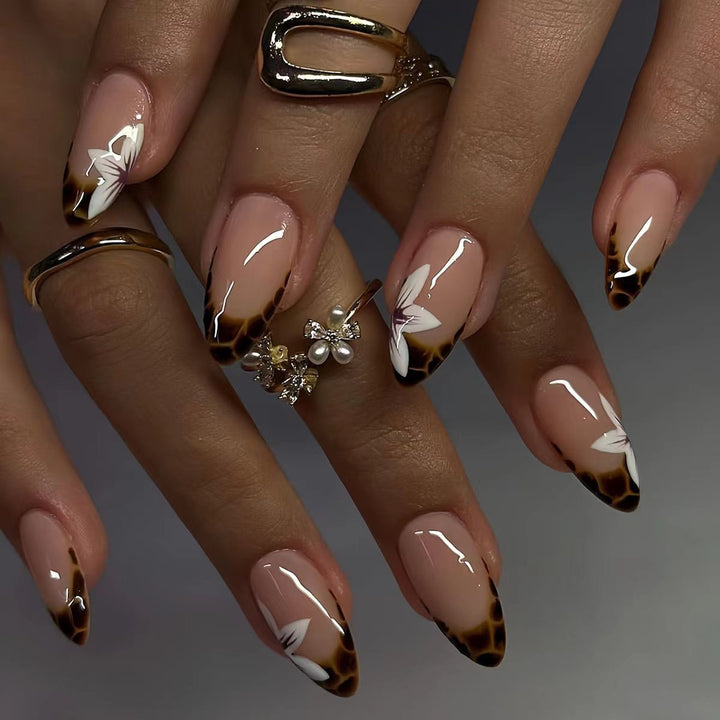 Floral and Geometric Press-On Nail Art Bowlift