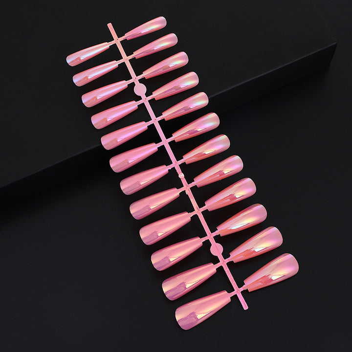 Artifical nails in modern holographic design Bowlift