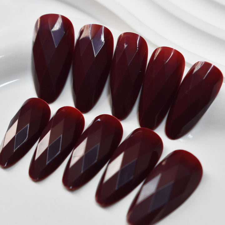 Premium Glossy Diamond-Shaped Press-On Nails Bowlift