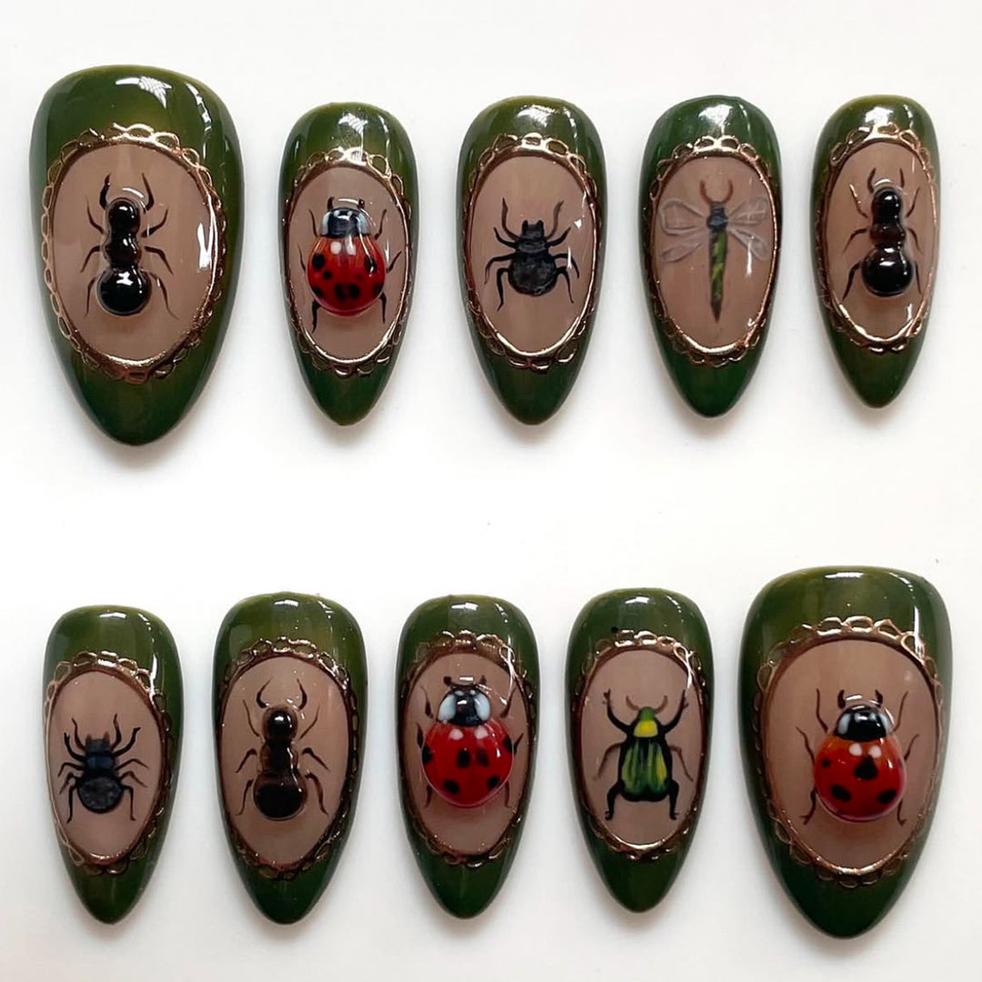 Artistic Insect-Embellished Press-On Nail Art Bowlift